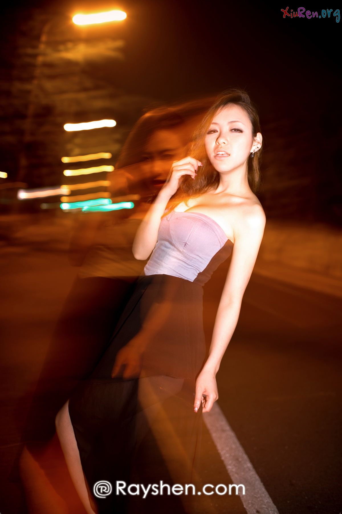 [Rayshen] 诱惑双唇美女夜色撩人唯美私拍二